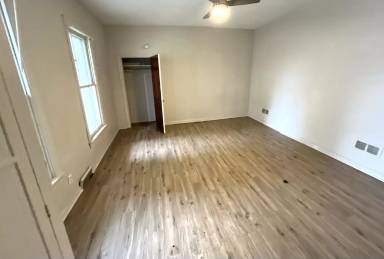 Main picture of 85 W 2nd St