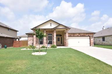 Main picture of 1140 Emerald Gate Dr
