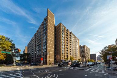 Main picture of River Crossing