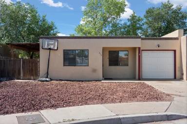 Main picture of 324 Shannon Pl NW