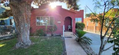 Main picture of 8607 San Carlos Ave