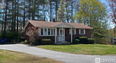 Main picture of 32 Cranberry Rd