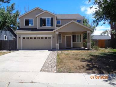 Main picture of 822 Hayloft Ln