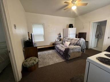 Main picture of 724 N 5th St