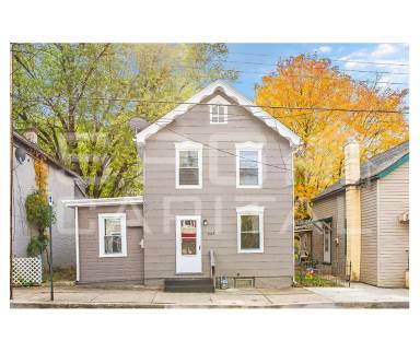 Main picture of 262 E Catherine St