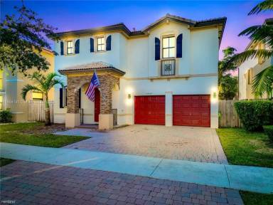 Main picture of 24082 SW 112th Ct