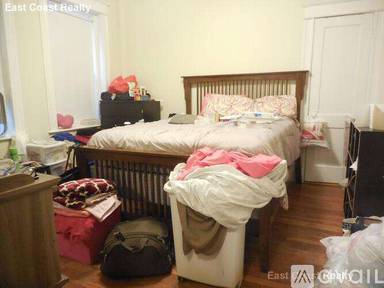 Main picture of 217 Kelton St