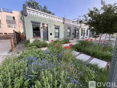 Main picture of 2517 N Clay St