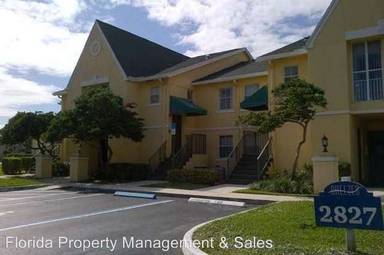 Main picture of 2827 N Course Dr