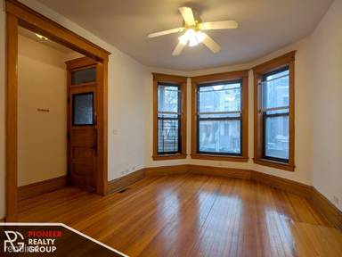 Main picture of 3350 N Kenmore Ave