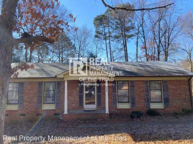 Main picture of 2705 Azalea Dr