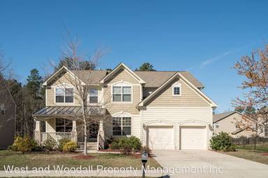Main picture of 2004 Hemlock Hill Dr