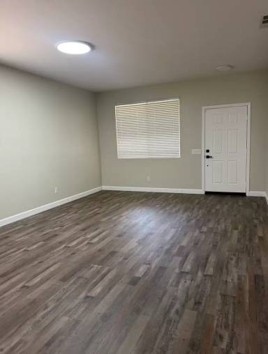 Main picture of 26121 Bogoso Ln