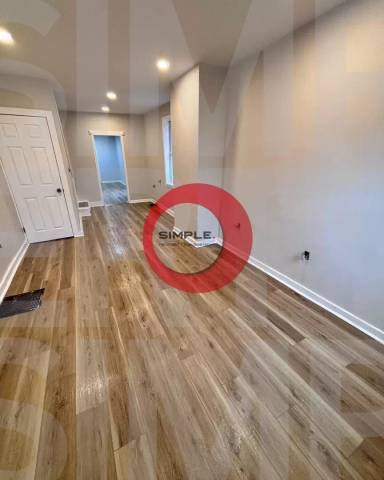 Main picture of 648 Eisenbrown St