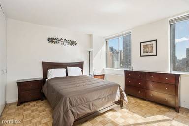 Main picture of The South Park Tower