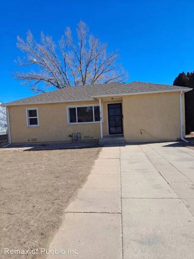 Main picture of 2716 West St