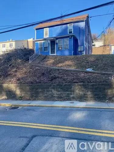 Main picture of 361 Falling Run Rd