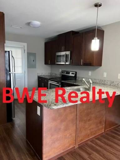 Main picture of 526 26th Ave N