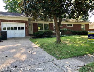 Main picture of 705 S Dixon Ave