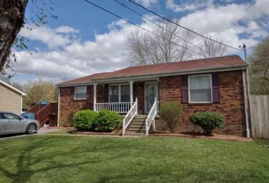 Main picture of 323 Blade St