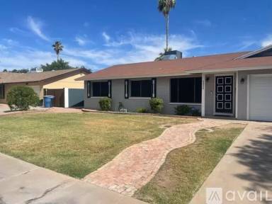 Main picture of 2425 E Wesleyan Dr