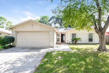 Main picture of 2719 Killdeer Ln