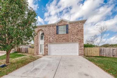 Main picture of 18485 Sunrise Oaks Ct