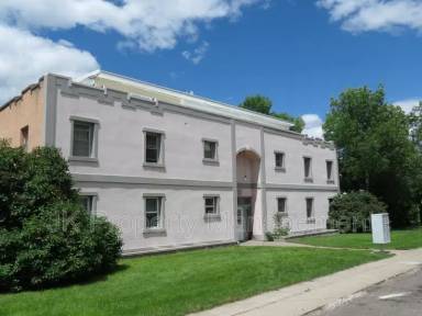 Main picture of 20 18th St S