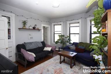 Main picture of 165 Chestnut Ave