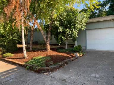 Main picture of 1341 Rhoda Ln