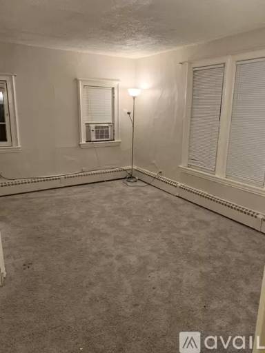 Main picture of 27 Wood St
