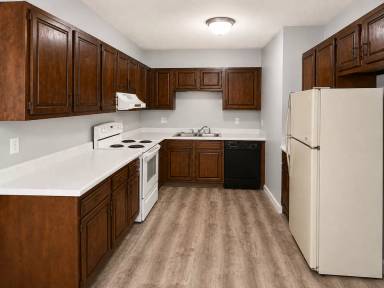 Main picture of 800 W Benton St