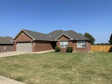 Main picture of 541 Keswick Dr