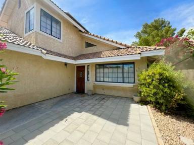 Main picture of 224 Washington Way