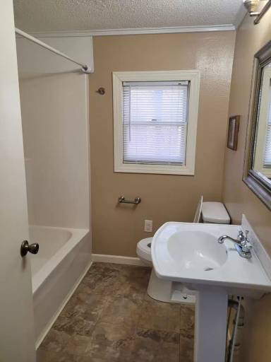 Main picture of 21395 Risky Rd