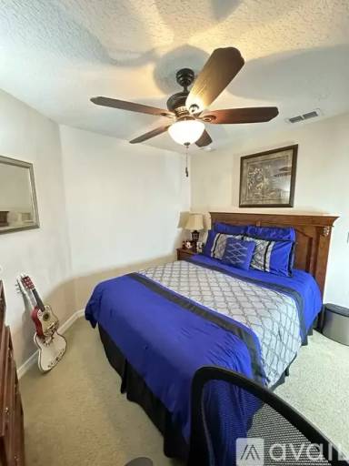 Main picture of 124 Hammock Ct