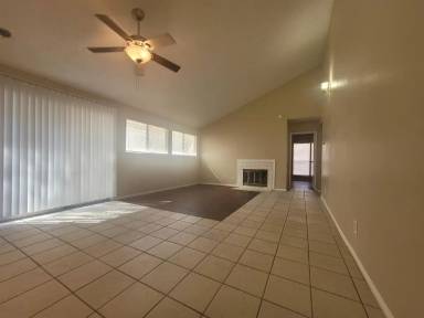 Main picture of 2122 Conchita St