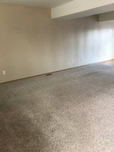 Main picture of 402 W Shore Dr