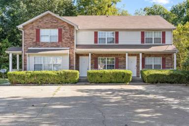 Main picture of 405 Cook Dr