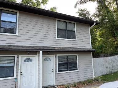 Main picture of 15321 NW 141st St