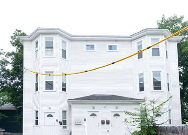 Main picture of 19 Perrin St