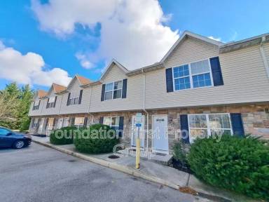 Main picture of 70 N Blettner Ave