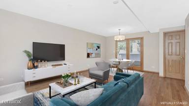 Main picture of 407 S Oak Park Ave
