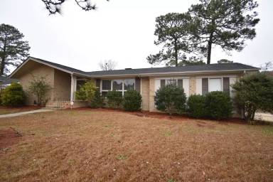 Main picture of 2702 Colgate Dr