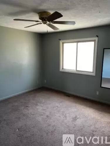 Main picture of 2035 W Cove Ct
