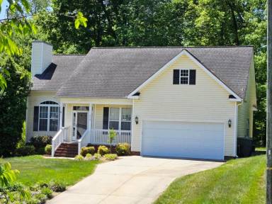 Main picture of 713 Trails End Dr