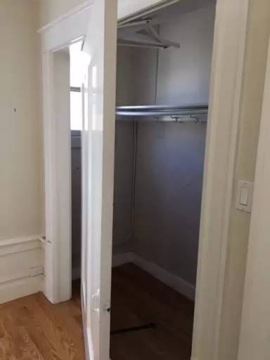 Main picture of 205 28th Street - 6