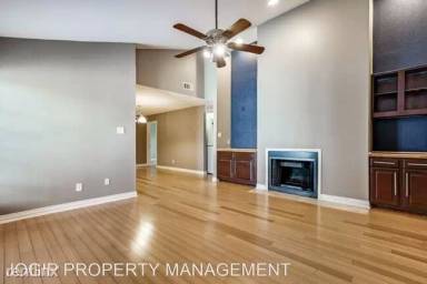 Main picture of 218 N Beacon St