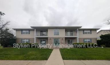 Main picture of 1571 Girard Way - 4