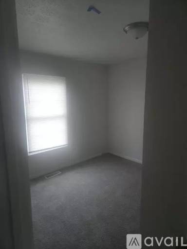 Main picture of 200 Richards Dr